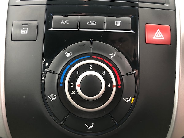 Used Kia Venga 2013 for sale - 76102937: Photo 12