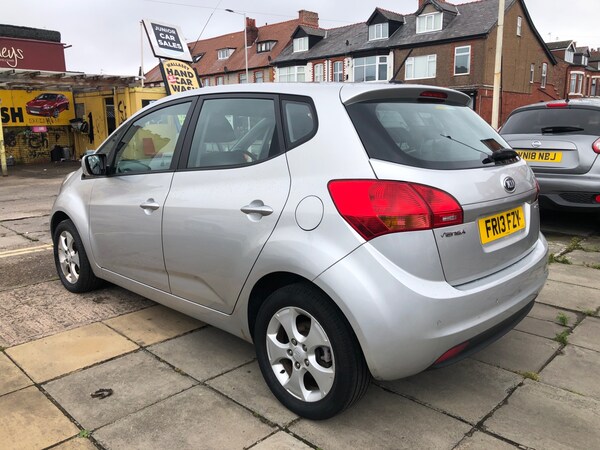 Used Kia Venga 2013 for sale - 76102937: Photo 5