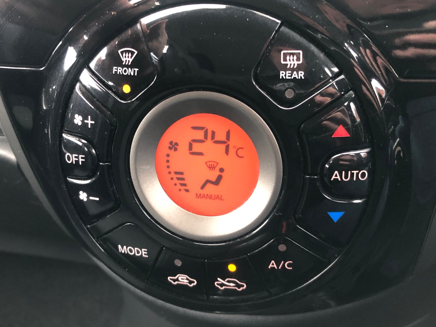 Used Nissan Micra 2016 for sale - 76103948: Photo 12