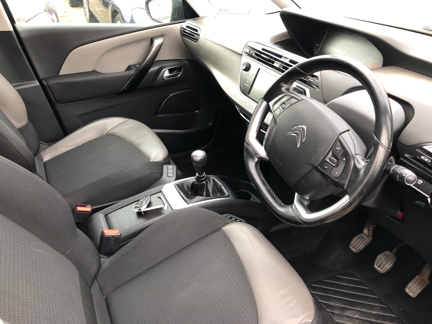 Used Citroen C4 Grand Picasso 2017 for sale - 76181578: Photo 23