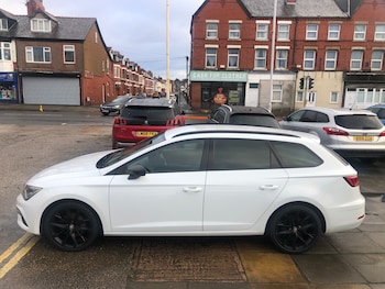 Used SEAT Leon 2019 for sale - 76845092: Photo