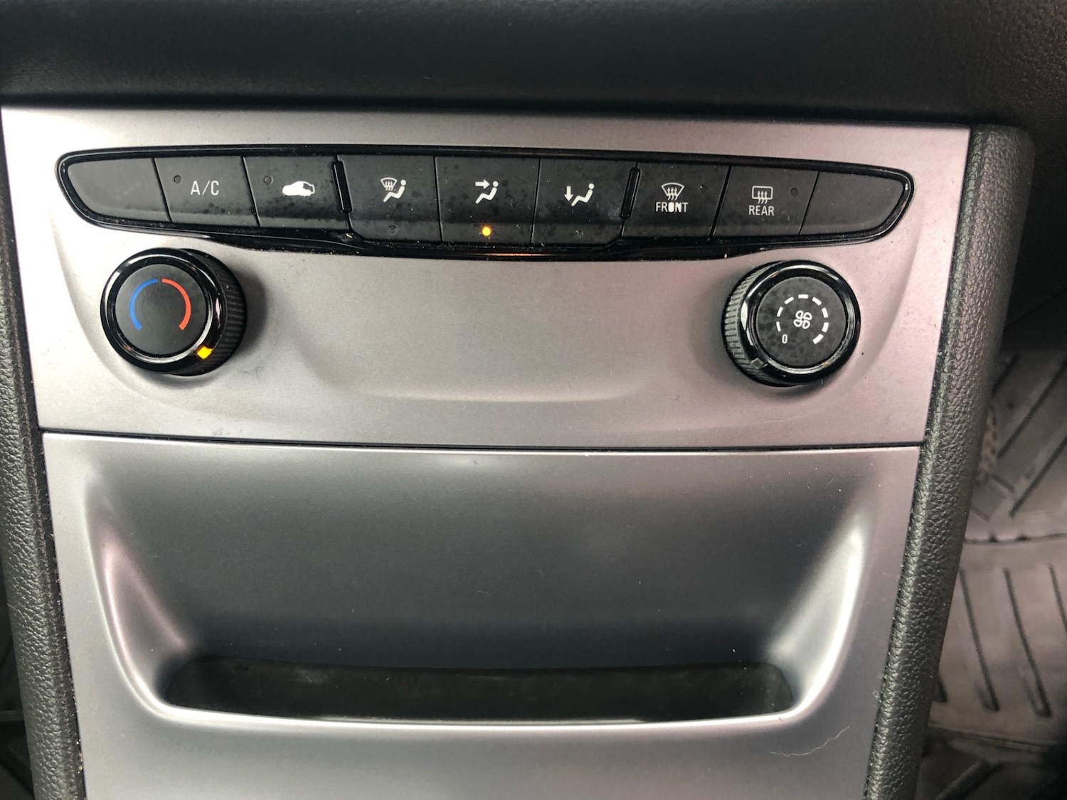 Used Vauxhall Astra 2016 for sale - 76103970: Photo 11