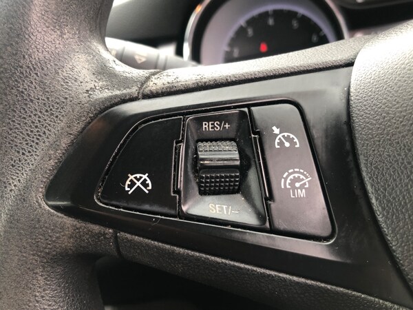 Used Vauxhall Astra 2016 for sale - 76103970: Photo 17