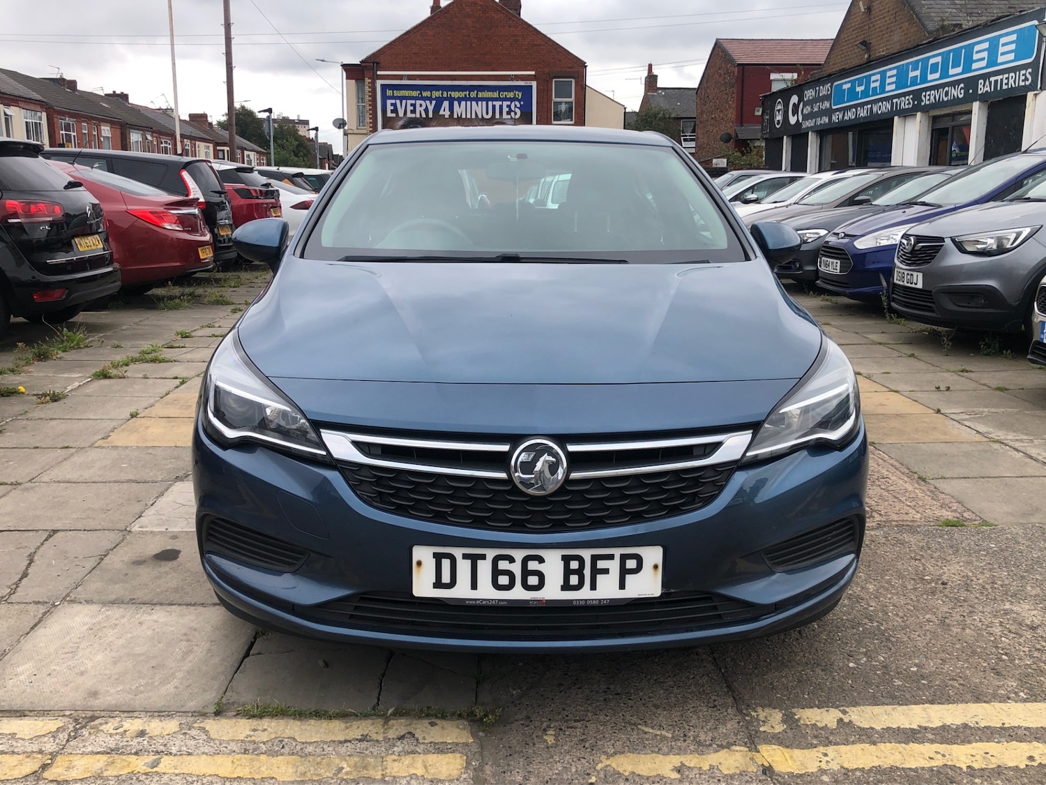Used Vauxhall Astra 2016 for sale - 76103970: Photo 2