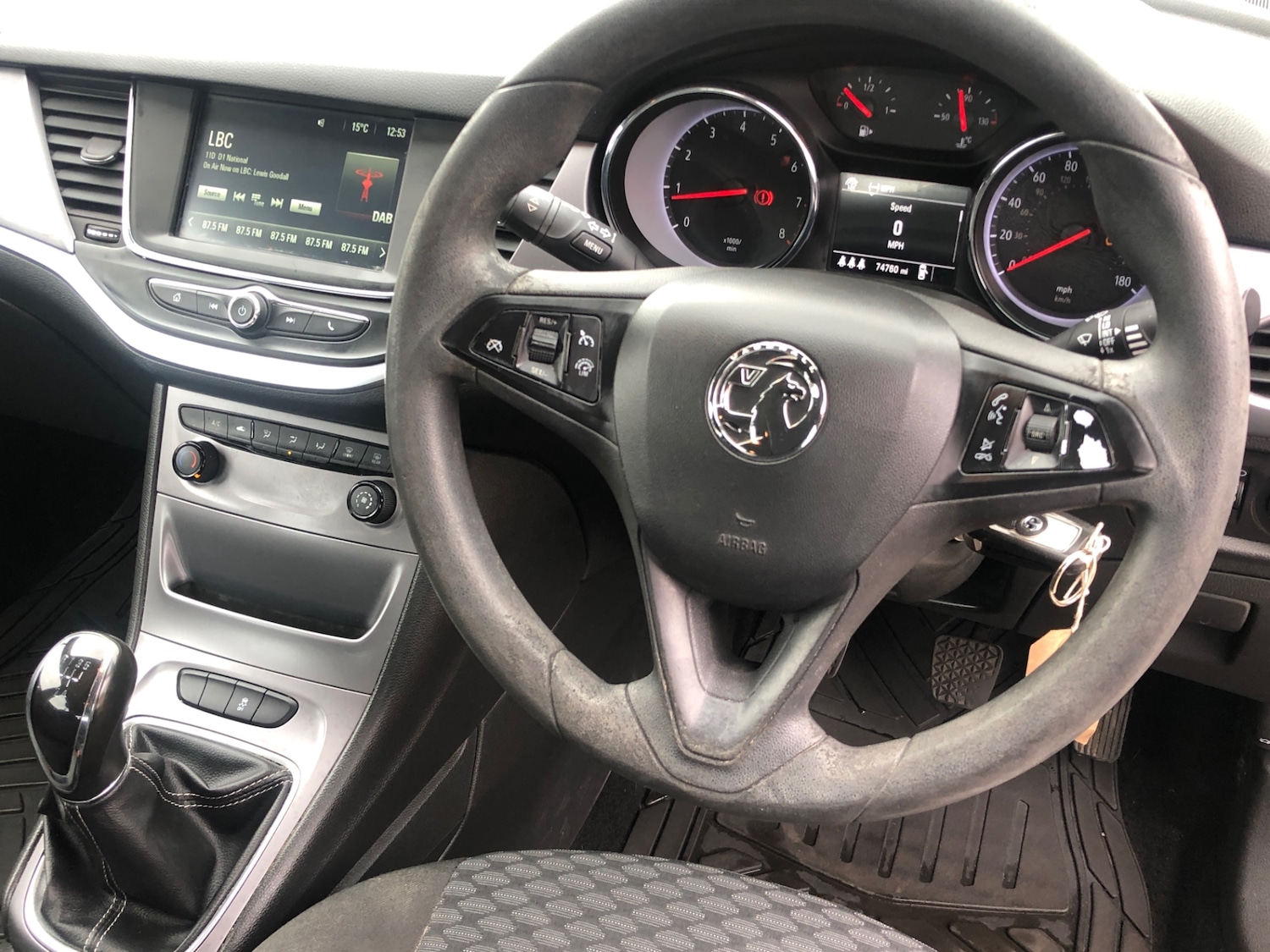 Used Vauxhall Astra 2016 for sale - 76103970: Photo 9