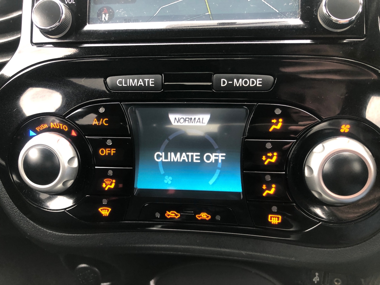 Used Nissan Juke 2015 for sale - 76320628: Photo 12