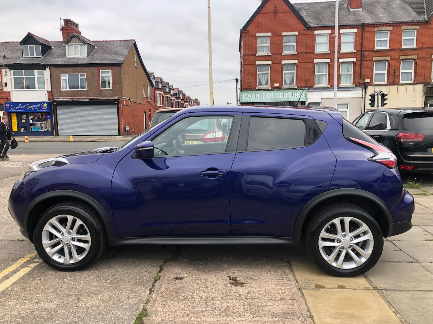 Used Nissan Juke 2015 for sale - 76320628: Photo 4