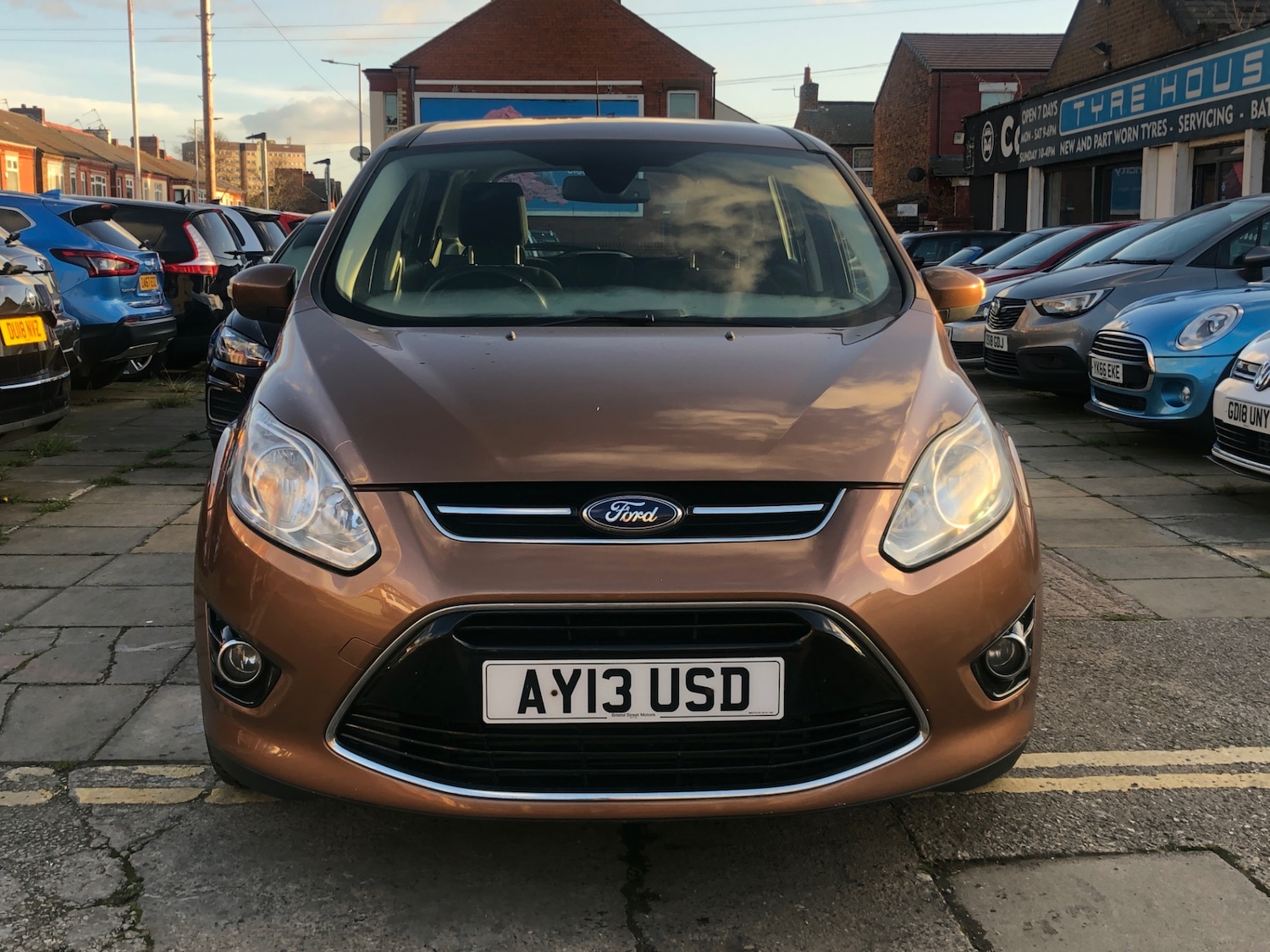 Used Ford Grand C-Max 2013 for sale - 76102756: Photo 2