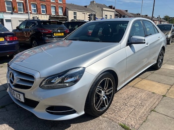 Used Mercedes-Benz E Class 2013 for sale - 79491402: Photo