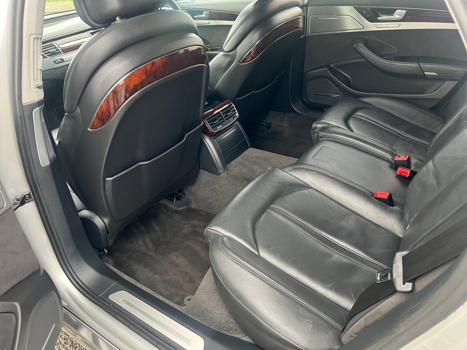 Used Audi A8 2013 for sale - 77998711: Photo 15