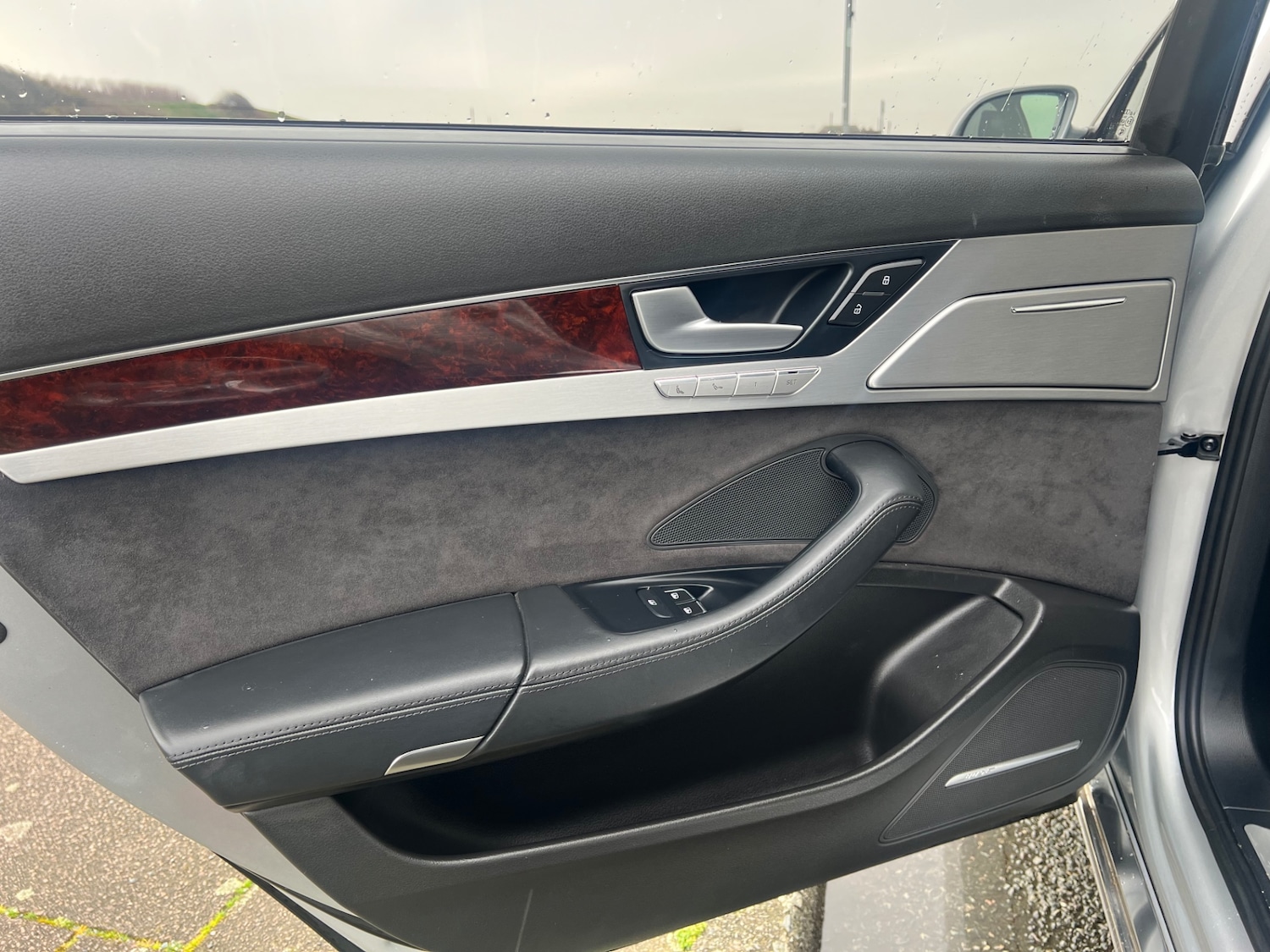 Used Audi A8 2013 for sale - 77998711: Photo 16