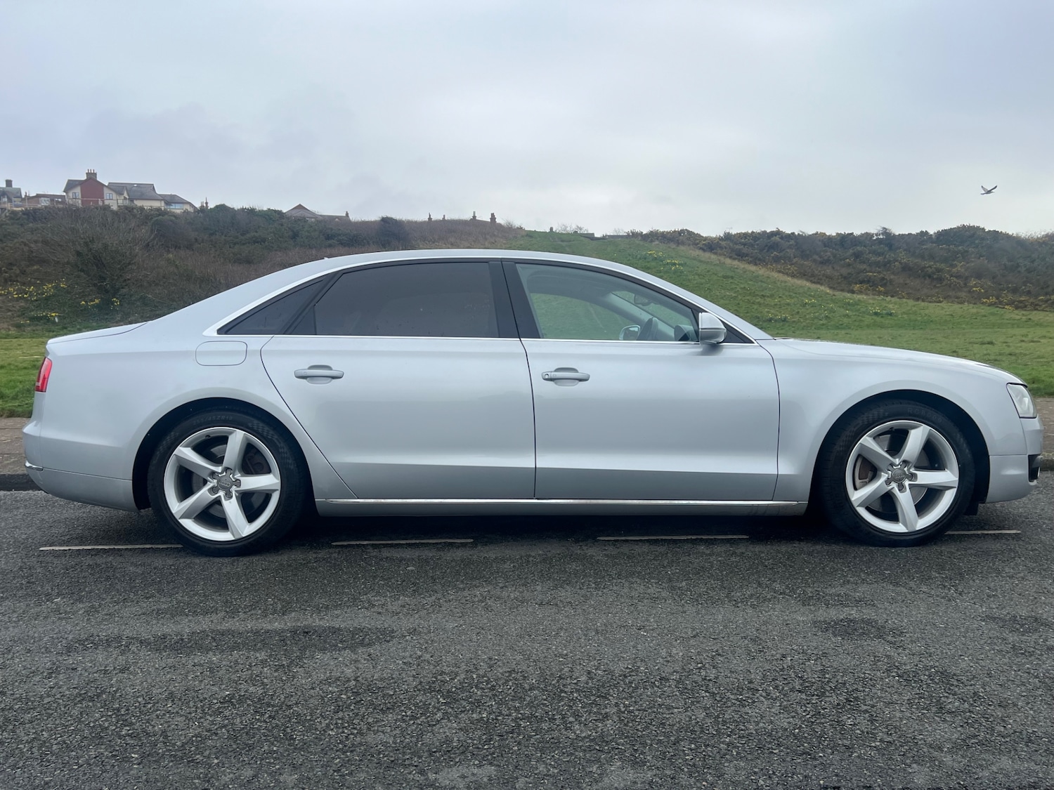 Used Audi A8 2013 for sale - 77998711: Photo 8