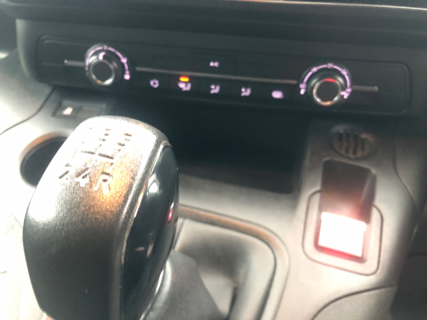 Used Peugeot Partner 2019 for sale - 77462077: Photo 10