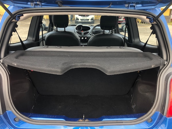 Used Renault Twingo 2010 for sale - 76234455: Photo 11