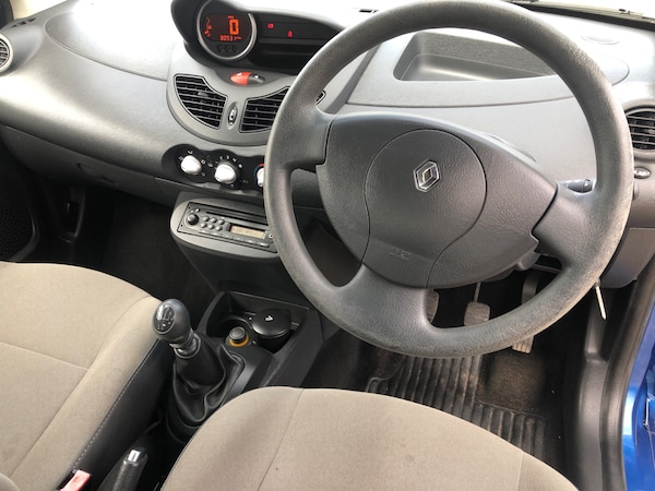 Used Renault Twingo 2010 for sale - 76234455: Photo 8
