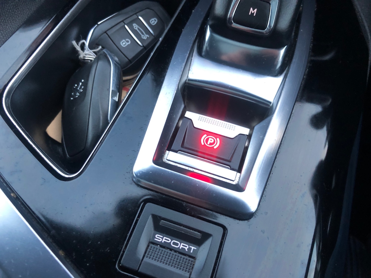 Used Peugeot 3008 2017 for sale - 76532524: Photo 14