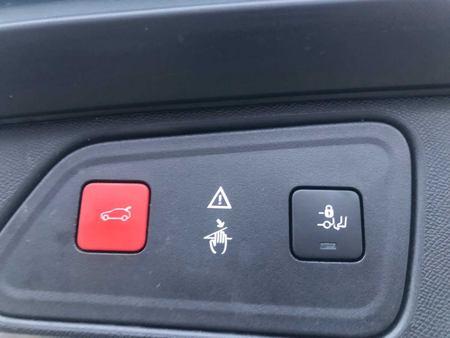 Used Peugeot 3008 2017 for sale - 76532524: Photo 18