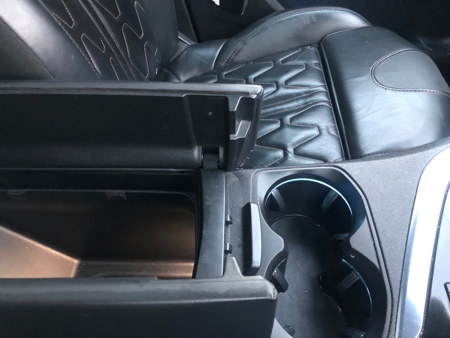 Used Peugeot 3008 2017 for sale - 76532524: Photo 26