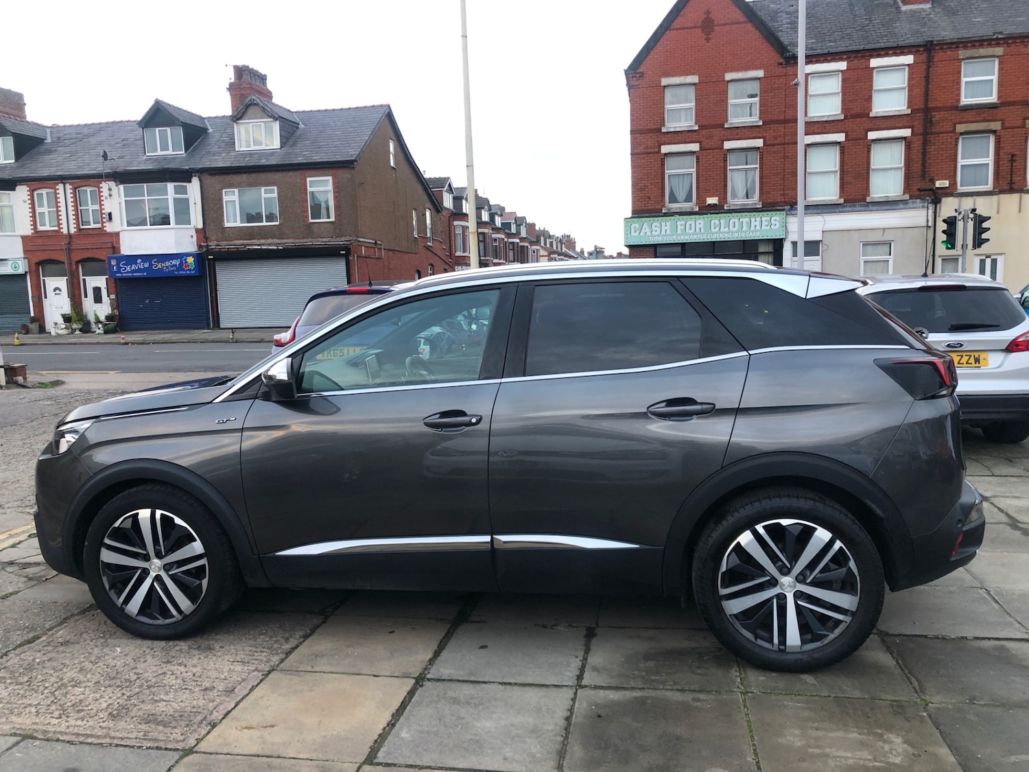 Used Peugeot 3008 2017 for sale - 76532524: Photo 4
