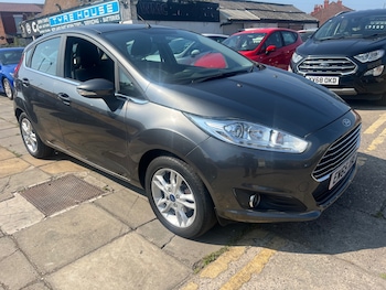 Used Ford Fiesta 2016 for sale - 79228955: Photo