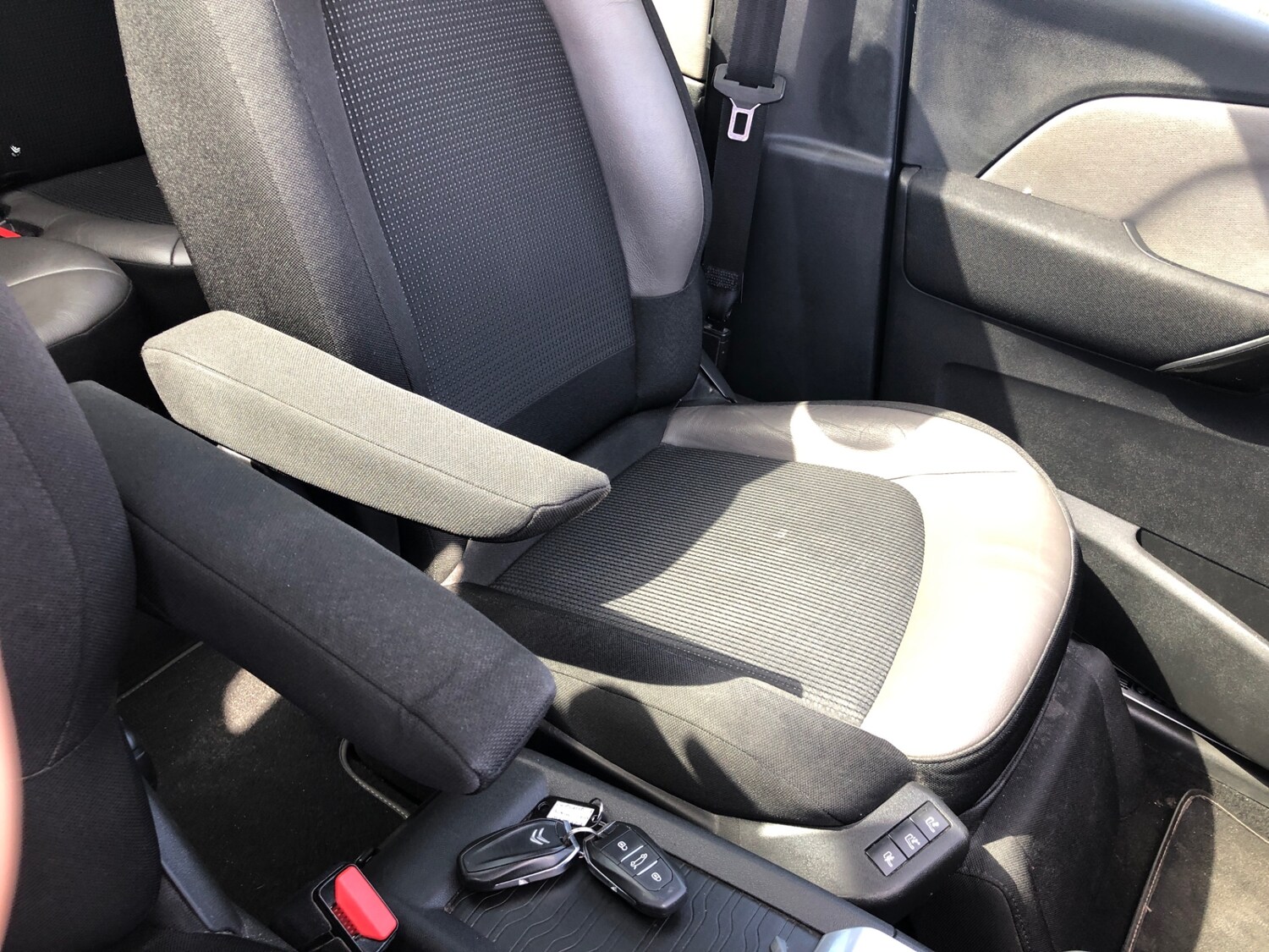 Used Citroen C4 Picasso 2013 for sale - 76102601: Photo 18