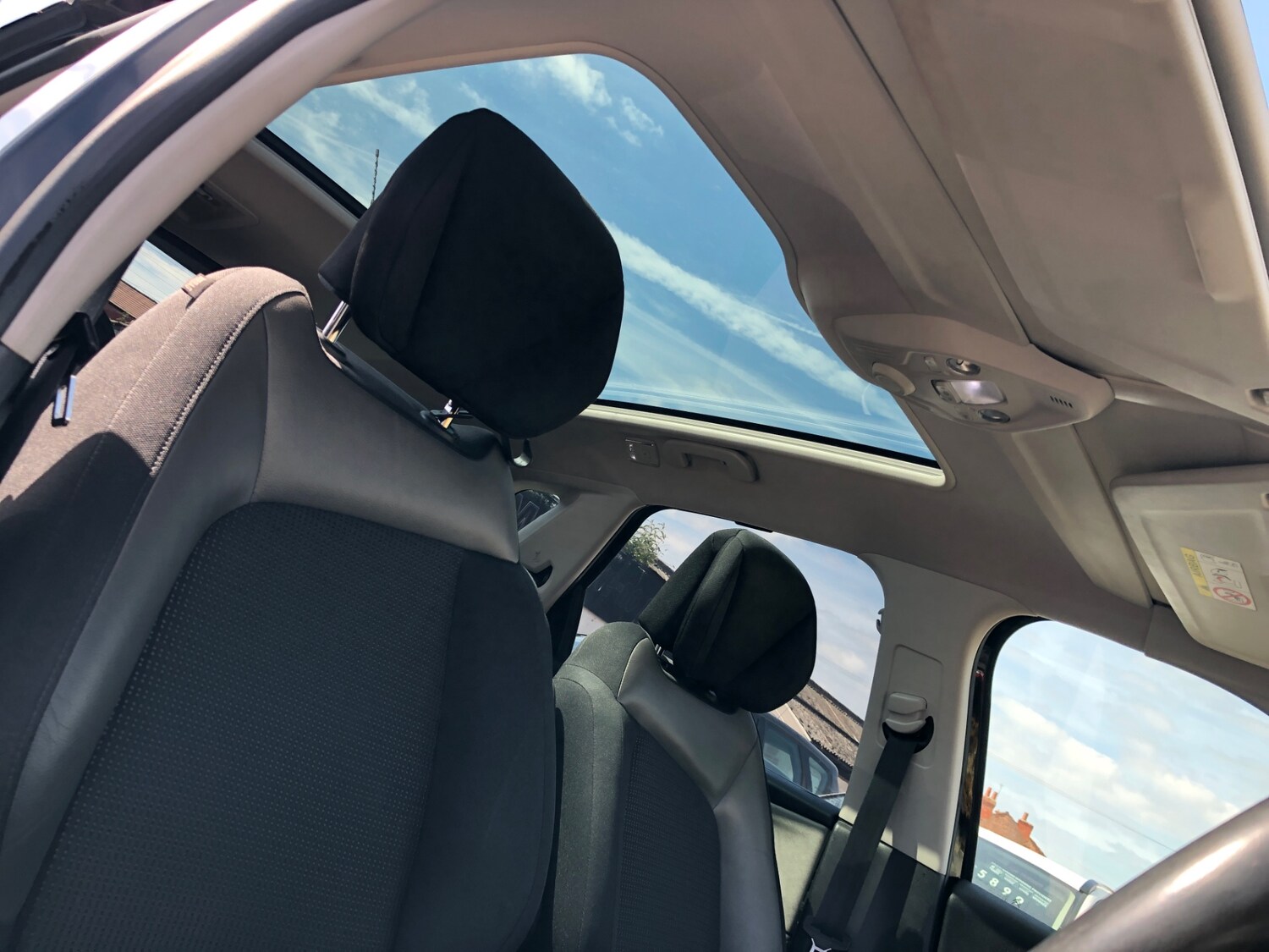 Used Citroen C4 Picasso 2013 for sale - 76102601: Photo 28