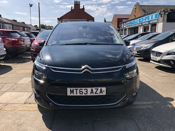 Used Citroen C4 Picasso 2013 for sale - 76102601: Photo