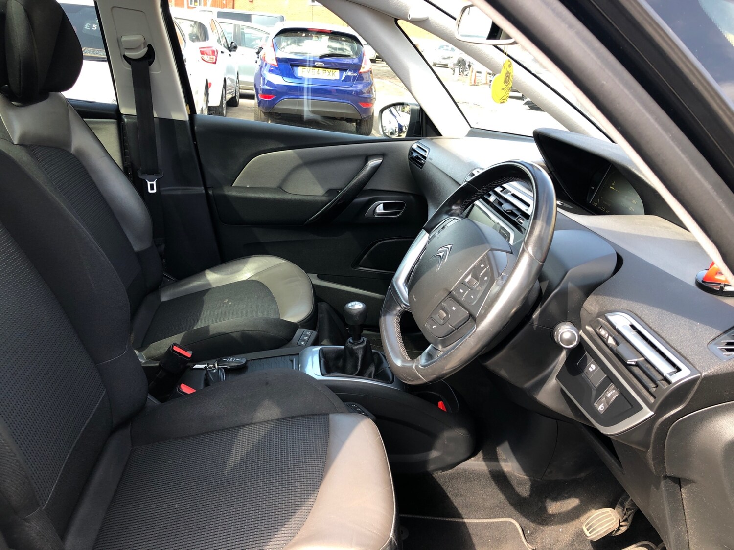 Used Citroen C4 Picasso 2013 for sale - 76102601: Photo 31