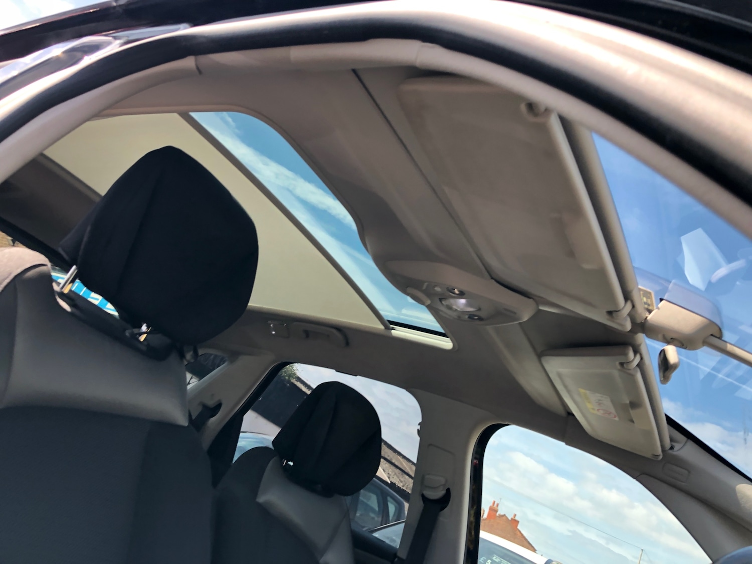 Used Citroen C4 Picasso 2013 for sale - 76102601: Photo 8