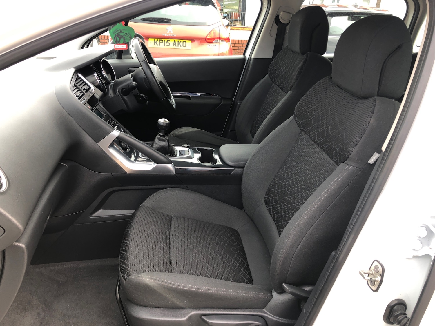 Used Peugeot 3008 2016 for sale - 77916080: Photo 17