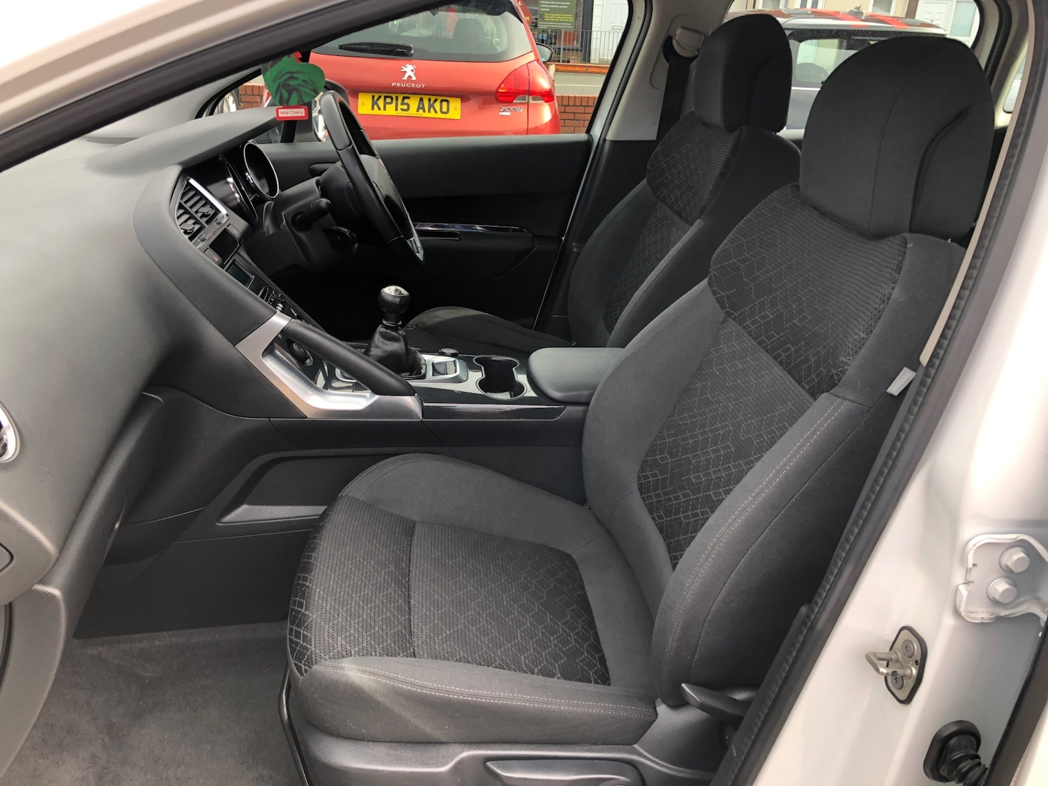 Used Peugeot 3008 2016 for sale - 77916080: Photo 18