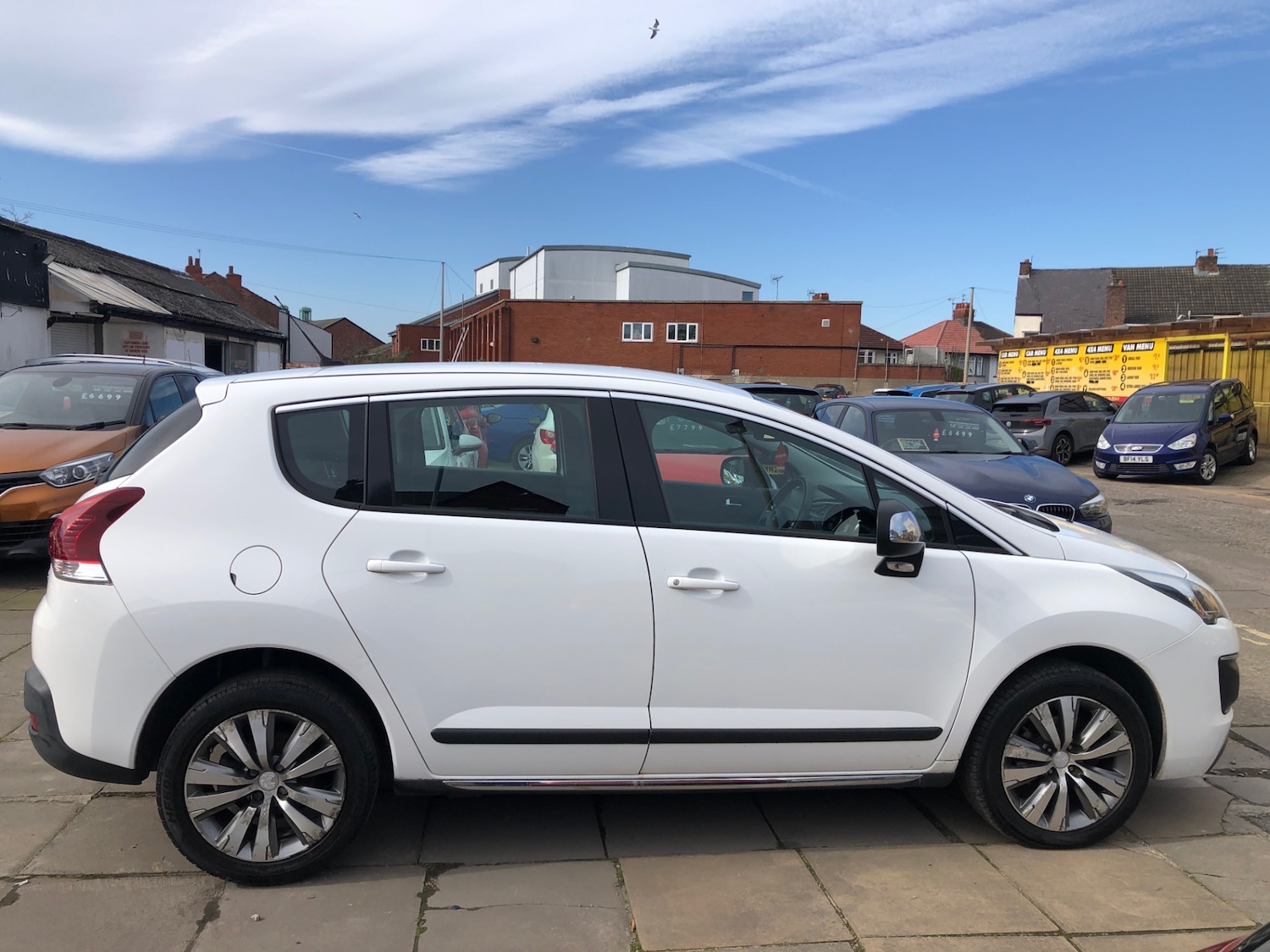 Used Peugeot 3008 2016 for sale - 77916080: Photo 4