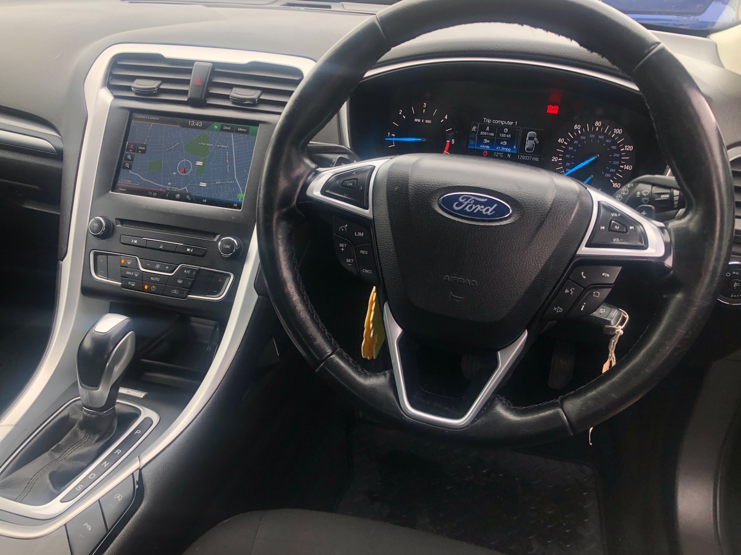 Used Ford Mondeo 2016 for sale - 77662075: Photo 16