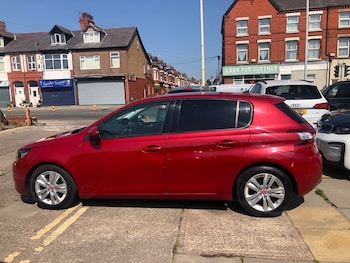 Used Peugeot 308 2014 for sale - 76807792: Photo