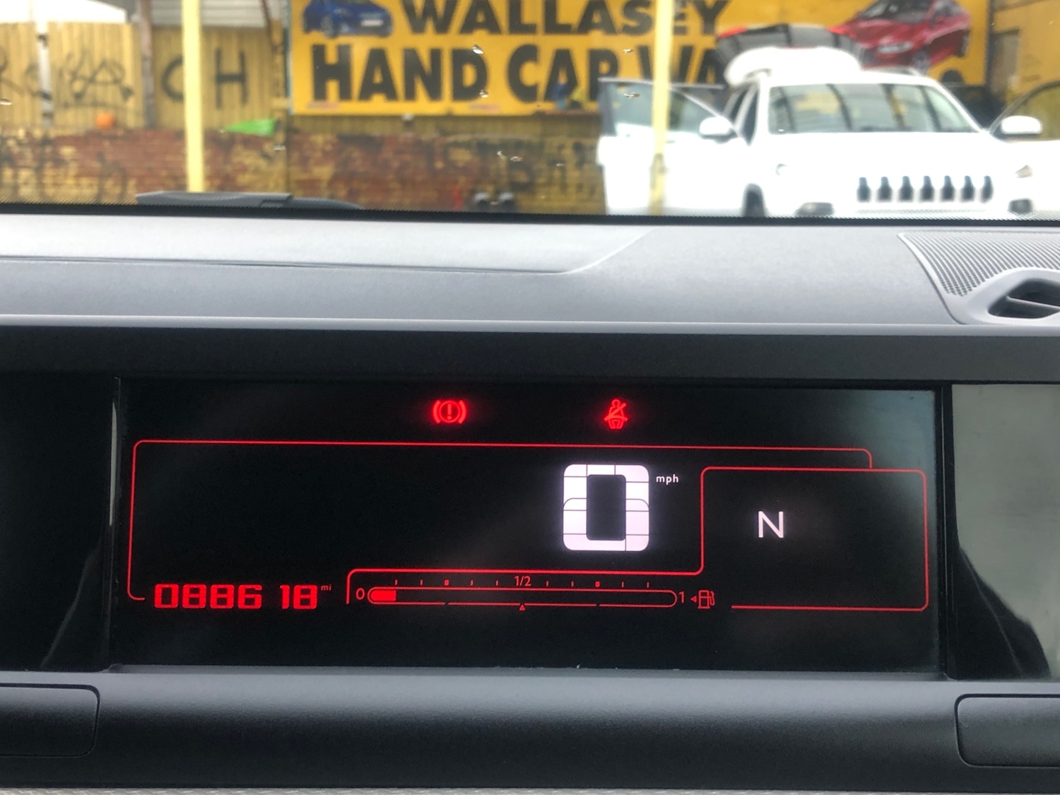 Used Citroen C4 Cactus 2015 for sale - 76490874: Photo 15