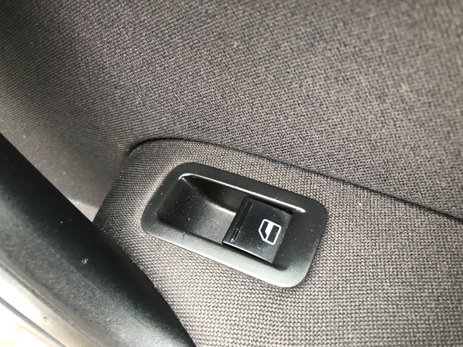 Used Volkswagen Polo 2010 for sale - 77618394: Photo 20