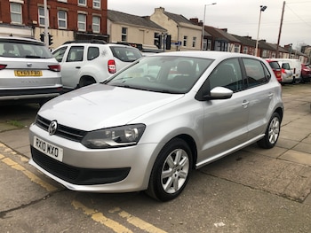 Used Volkswagen Polo 2010 for sale - 77618394: Photo