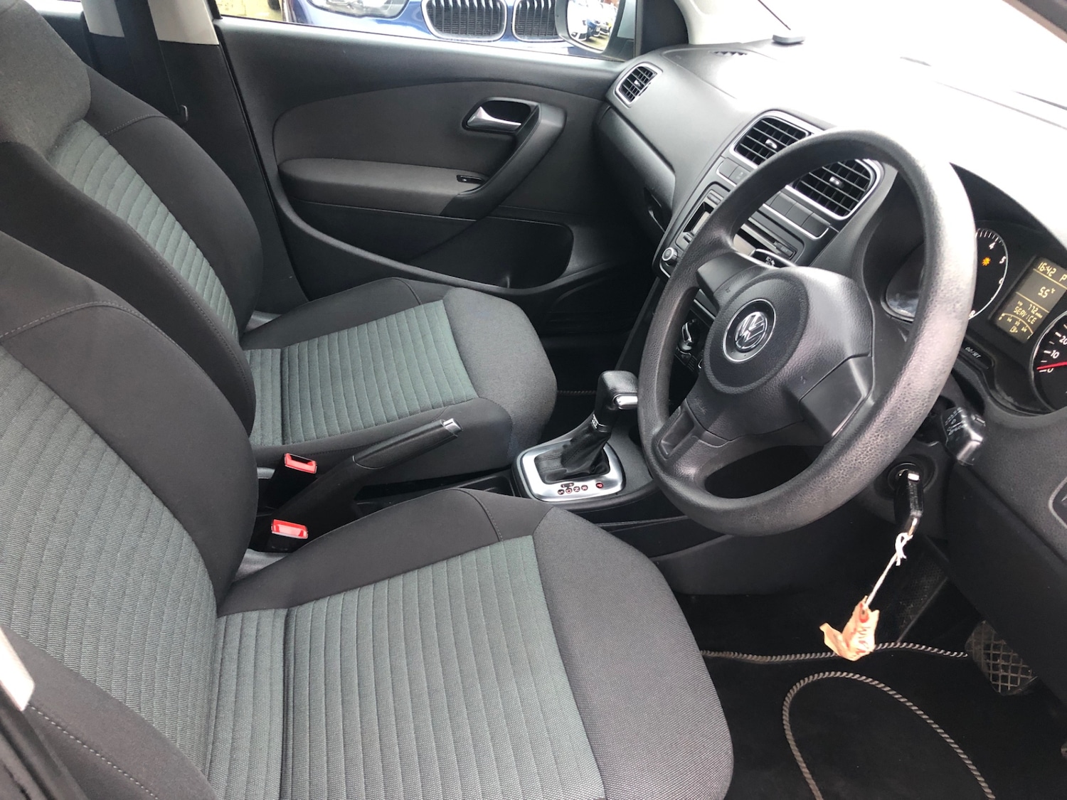 Used Volkswagen Polo 2010 for sale - 77618394: Photo 7