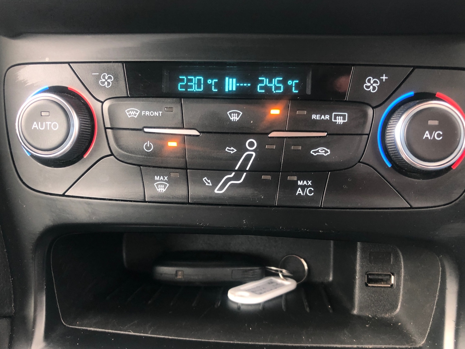 Used Ford Focus 2016 for sale - 77542560: Photo 11