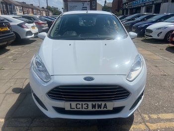 Used Ford Fiesta 2013 for sale - 79020951: Photo
