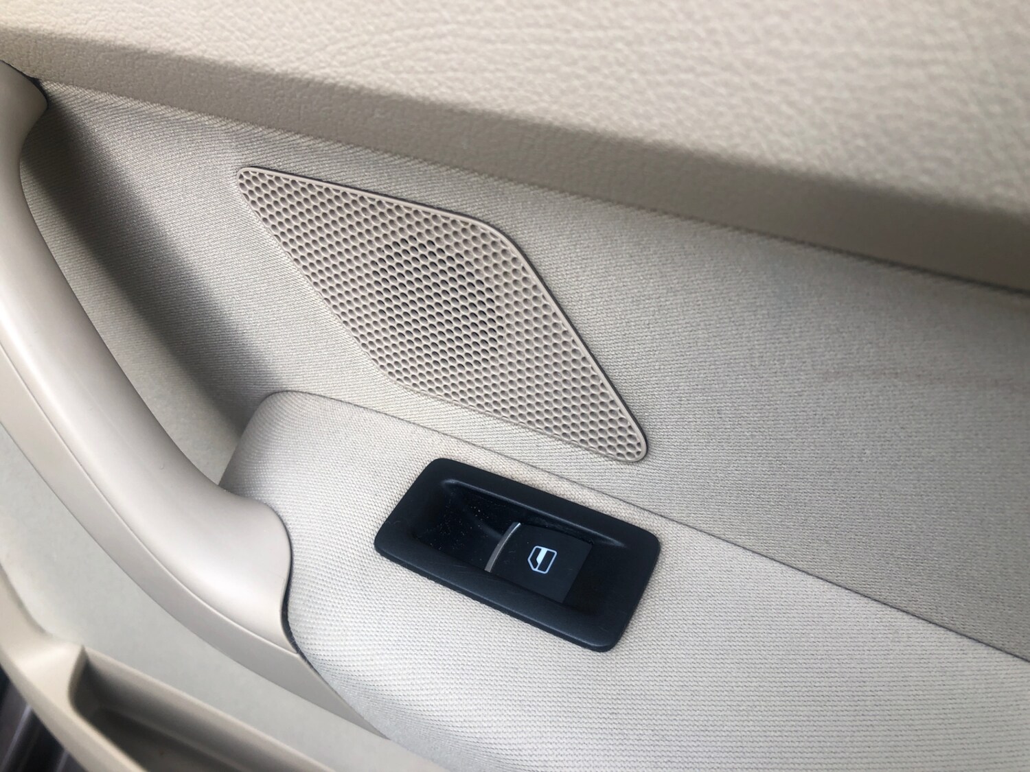 Used Volkswagen Touran 2012 for sale - 77487085: Photo 26