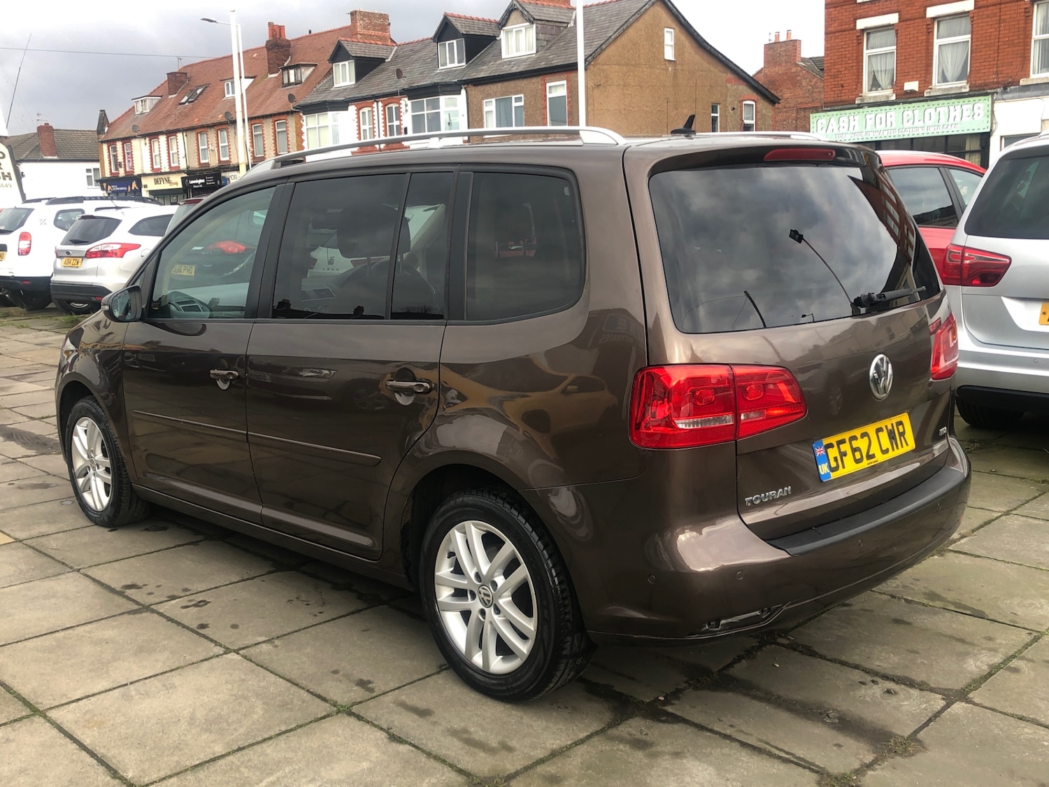 Used Volkswagen Touran 2012 for sale - 77487085: Photo 5