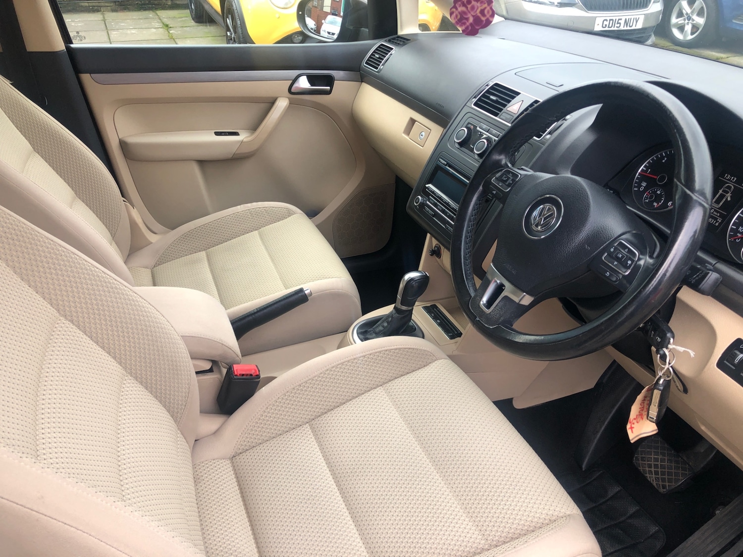 Used Volkswagen Touran 2012 for sale - 77487085: Photo 7