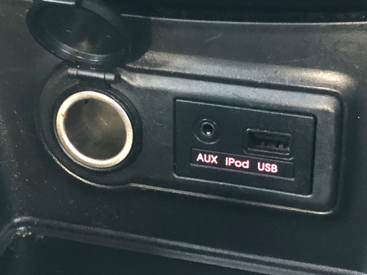 Used Kia Venga 2011 for sale - 76858961: Photo 12