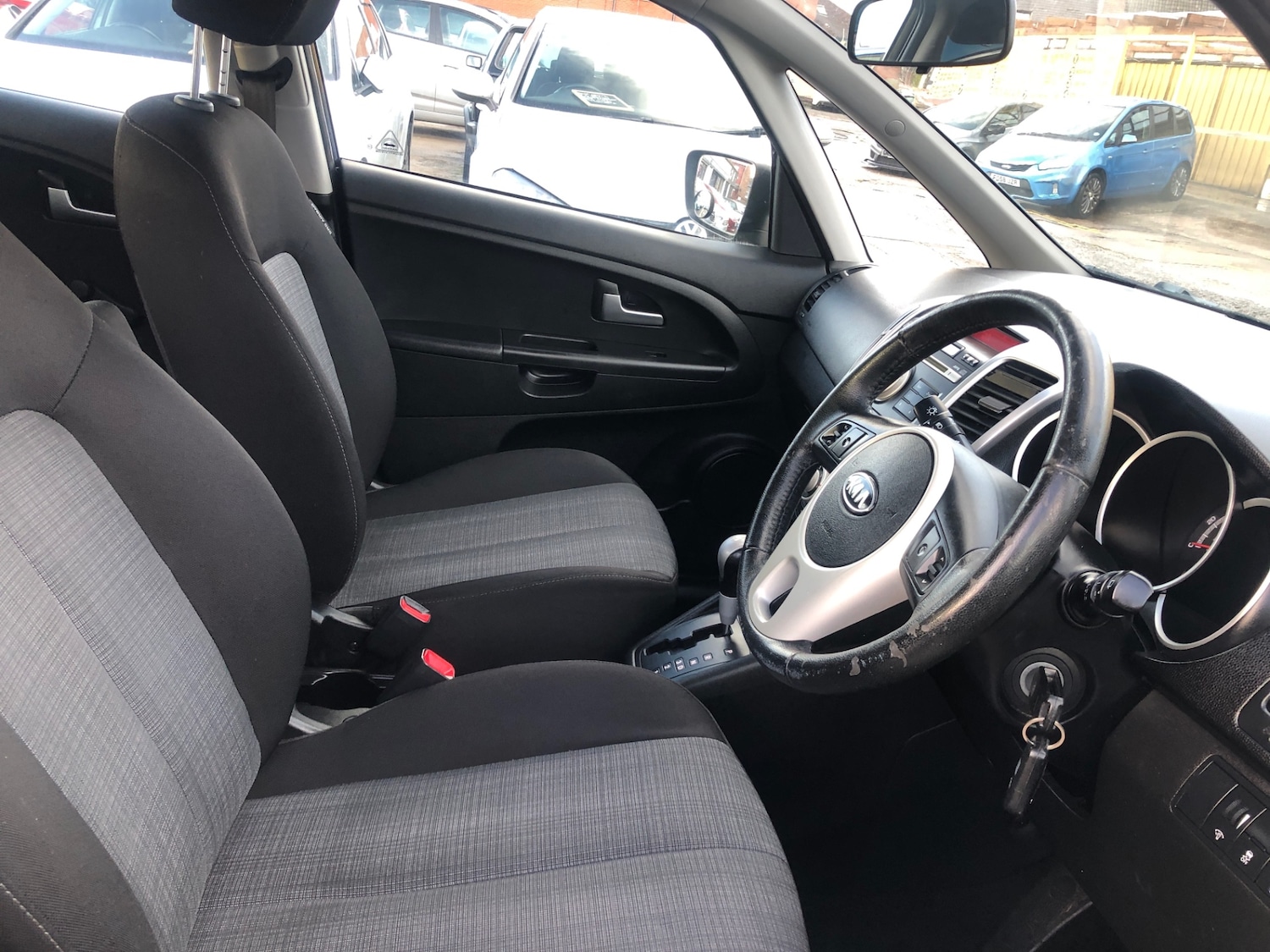 Used Kia Venga 2011 for sale - 76858961: Photo 17