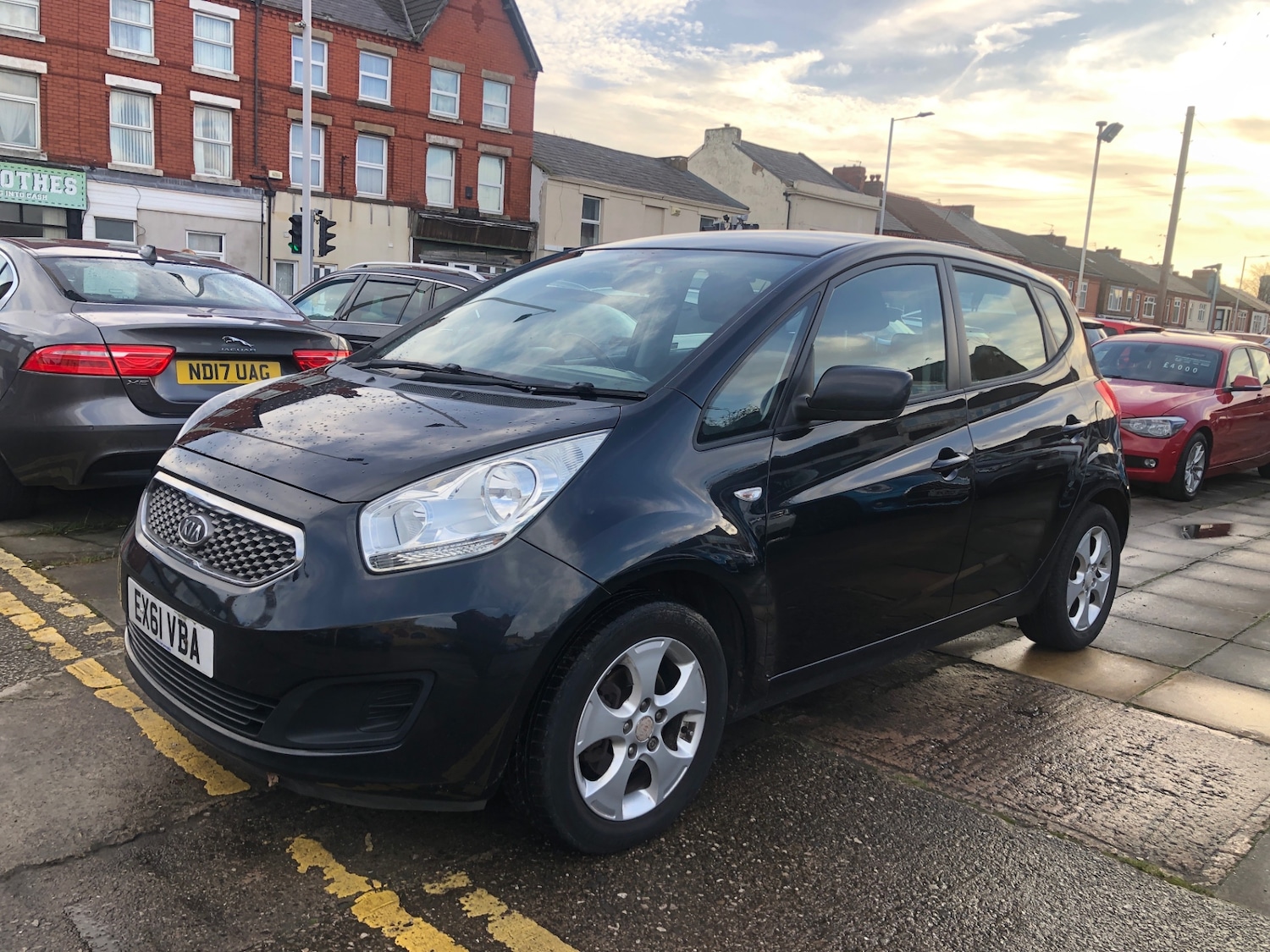 Used Kia Venga 2011 for sale - 76858961: Photo 3