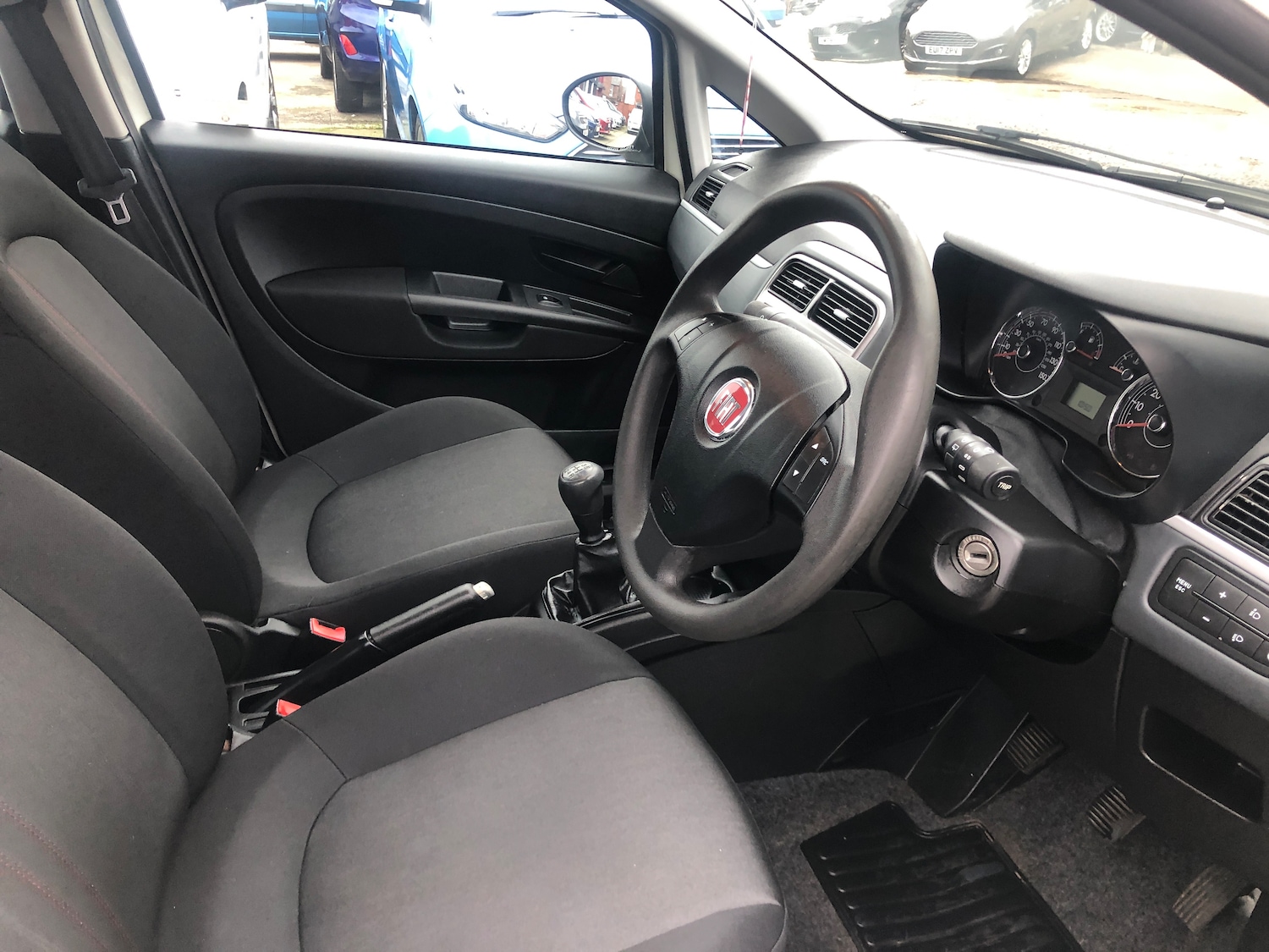 Used Fiat Punto 2012 for sale - 77297116: Photo 14