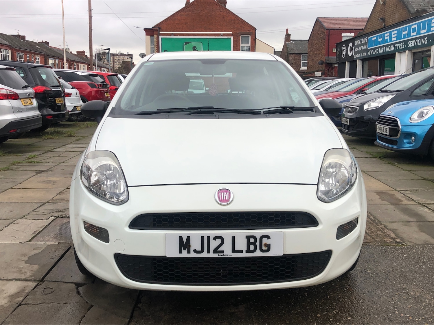 Used Fiat Punto 2012 for sale - 77297116: Photo 2