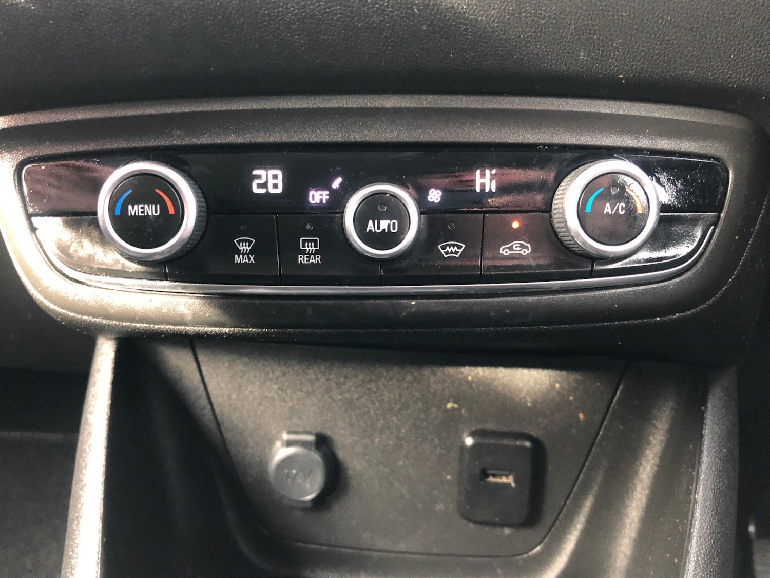 Used Vauxhall Crossland X 2019 for sale - 77618409: Photo 10