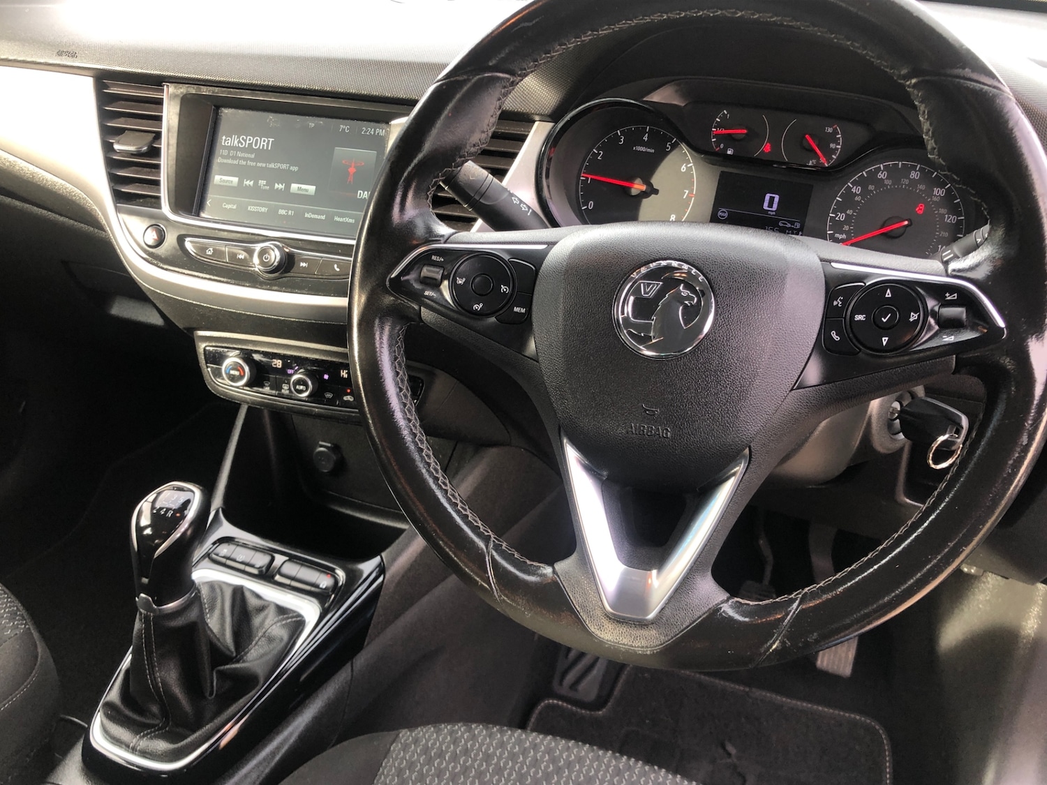 Used Vauxhall Crossland X 2019 for sale - 77618409: Photo 8